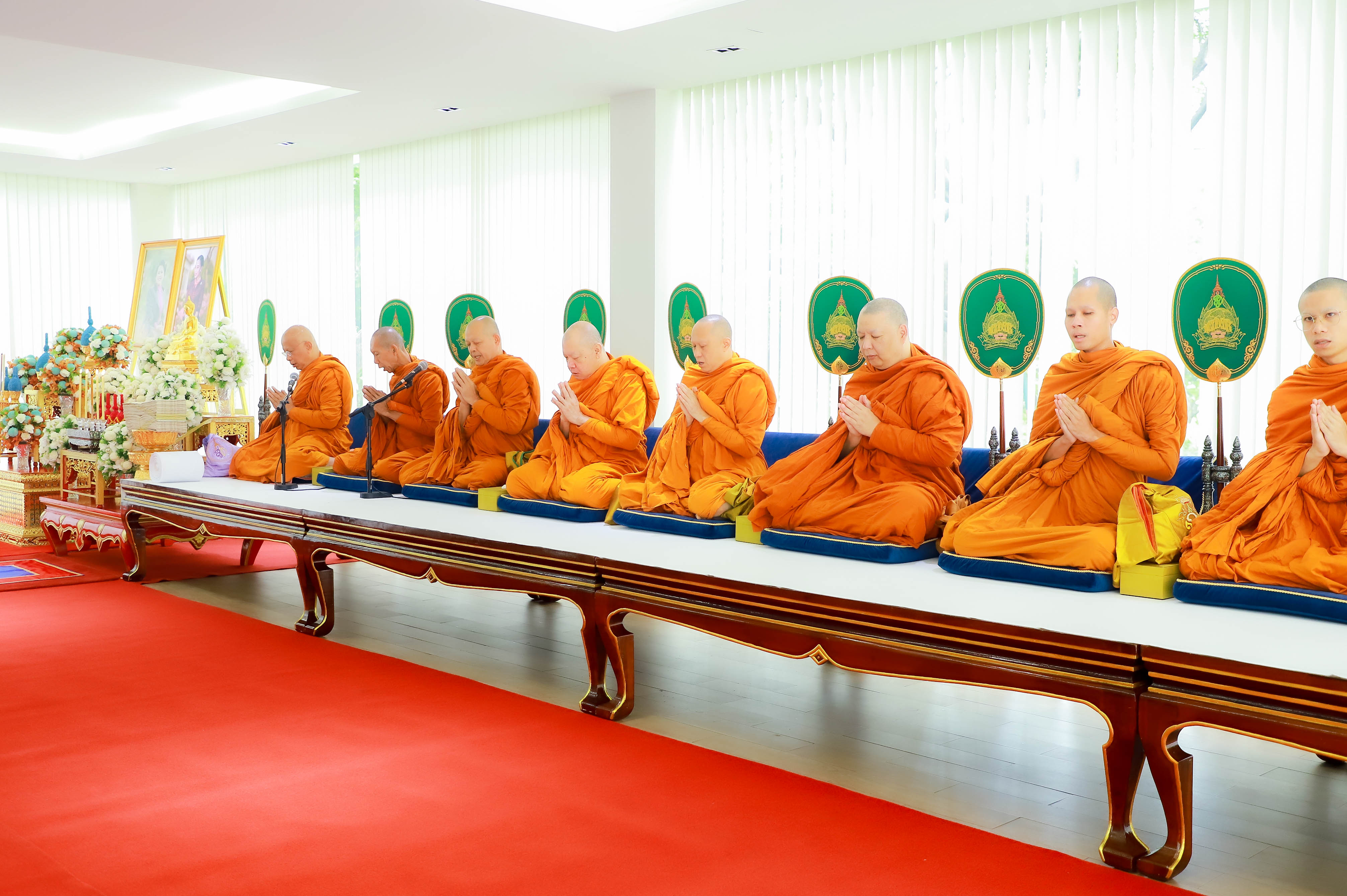 title - ส.ป.ก. เข้าร่วมพิธีเจริญพระพุทธมนต์บำเพ็ญพระราชกุศล ถวายความอาลัยแด่ สมเด็จพระนางเจ้าสิริกิติ์ พระบรมราชินีนาถ พระบรมราชชนนีพันปีหลวง และสมเด็จพระเจ้าลูกเธอ เจ้าฟ้าพัชรกิติยาภา นเรนทิราเทพยวดี กรมหลวงราชสาริณีสิริพัชร มหาวัชรราชธิดา